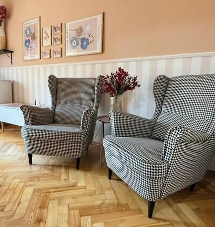 Middle Of The 2 * Pécs