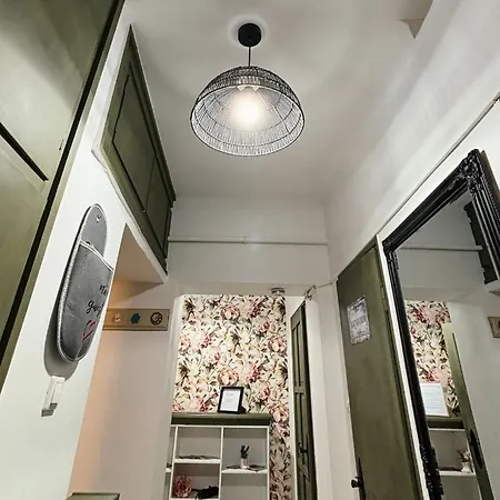 Apartment Middle Of The 2 *
